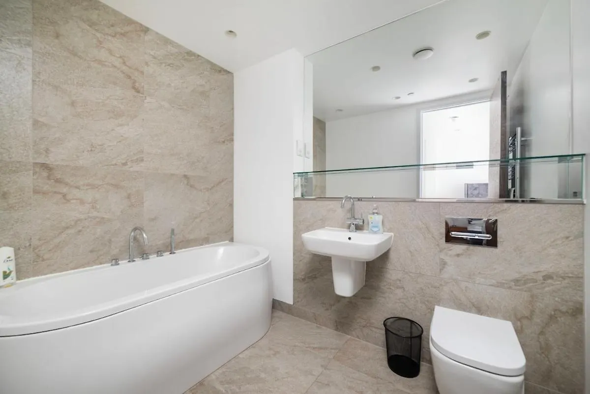 Bow Penthouse Apartment London United Kingdom